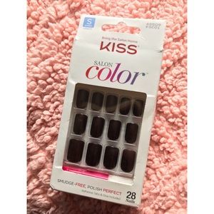 NWT burgundy press on nails